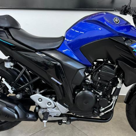 YAMAHA FZ 25 250 Fazer Flex , Foto 3