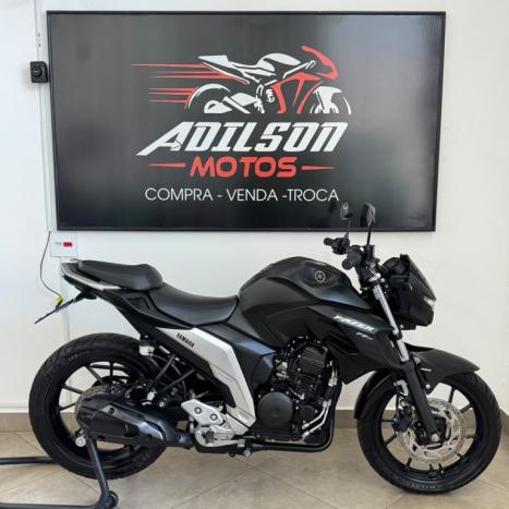 YAMAHA FZ 25 250 Fazer Flex , Foto 1