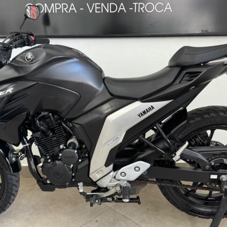 YAMAHA FZ 25 250 Fazer Flex , Foto 8