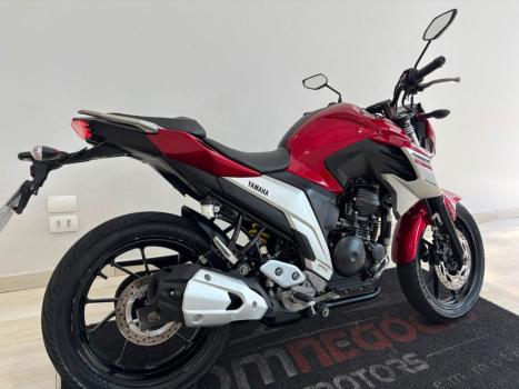 YAMAHA FZ 25 250 Fazer Flex , Foto 6