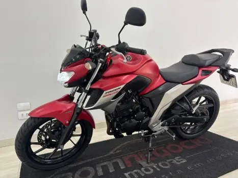 YAMAHA FZ 25 250 Fazer Flex , Foto 1