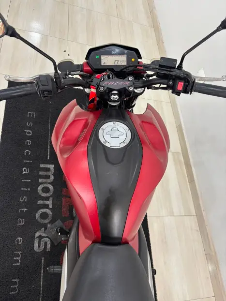 YAMAHA FZ 25 250 Fazer Flex , Foto 4