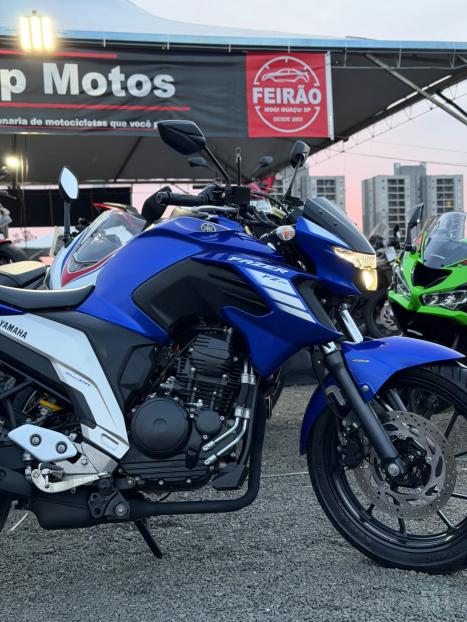 YAMAHA FZ 25 250 Fazer Flex , Foto 3