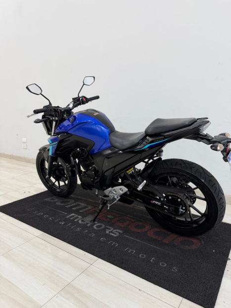 YAMAHA FZ 25 250 Fazer Flex , Foto 4