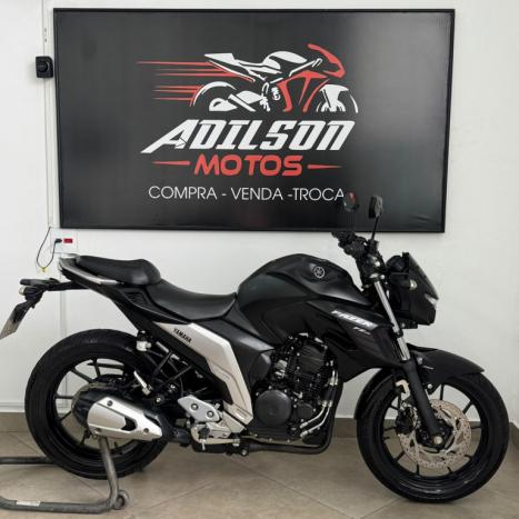YAMAHA FZ 25 250 Fazer Flex , Foto 1
