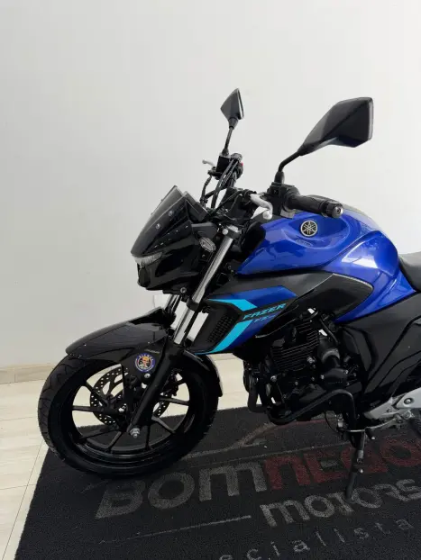 YAMAHA FZ 25 250 Fazer Flex , Foto 1