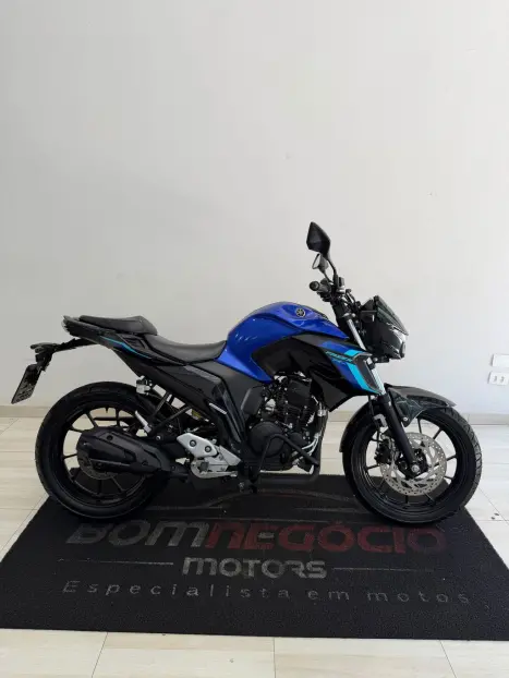 YAMAHA FZ 25 250 Fazer Flex , Foto 9