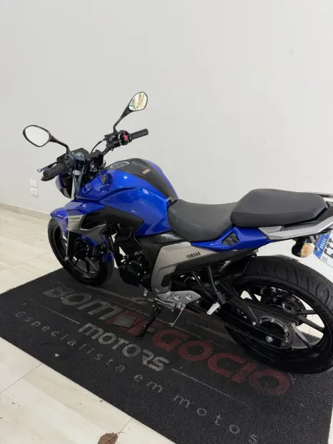 YAMAHA FZ 25 250 Fazer Flex , Foto 9