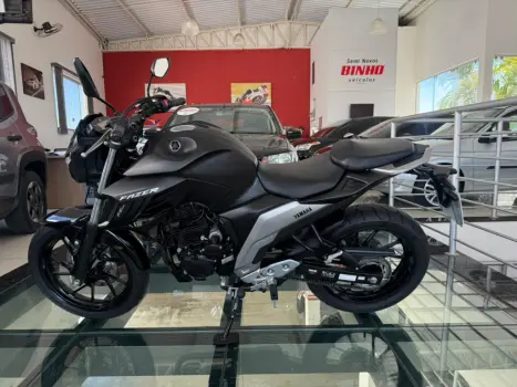 YAMAHA FZ 25 250 Fazer Flex , Foto 1