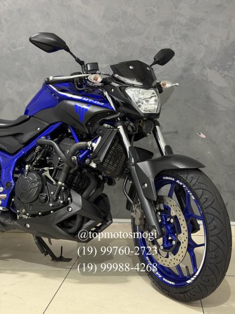 YAMAHA MT-03 300 , Foto 3