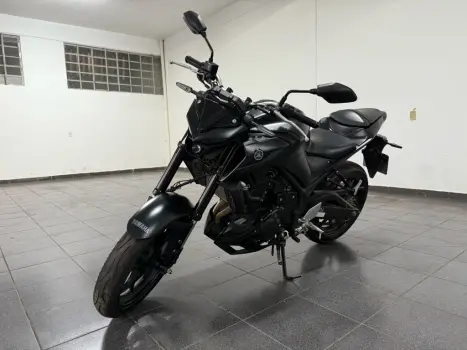 YAMAHA MT-03 300 ABS, Foto 1 YAMAHA MT-03 300 ABS, Foto 1