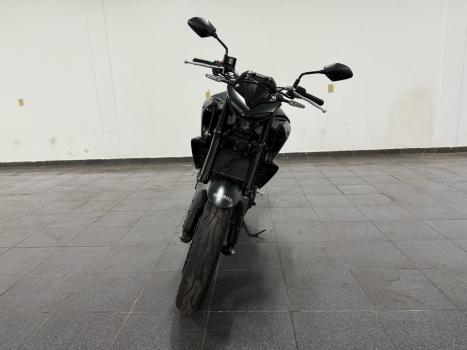 YAMAHA MT-03 300 ABS, Foto 3 YAMAHA MT-03 300 ABS, Foto 3