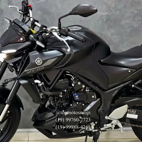 YAMAHA MT-03 300 ABS, Foto 8