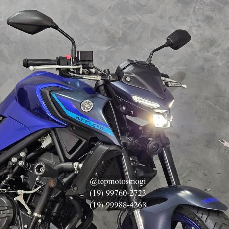YAMAHA MT-03 300 ABS, Foto 3