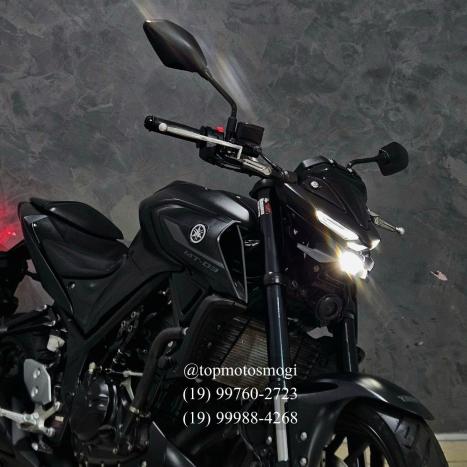 YAMAHA MT-03 300 ABS, Foto 2