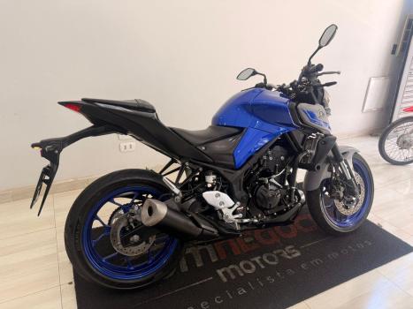 YAMAHA MT-03 300 ABS, Foto 4