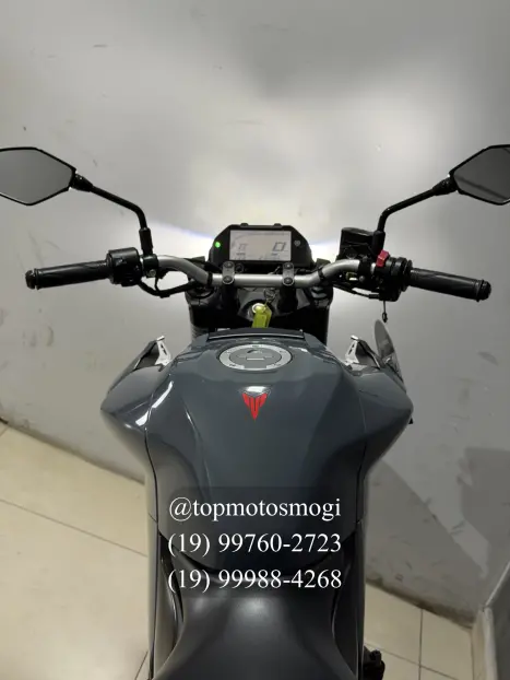 YAMAHA MT-03 300 ABS, Foto 10