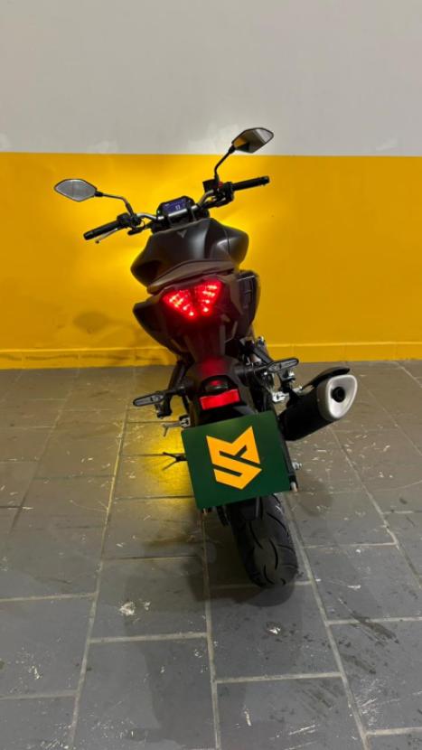 YAMAHA MT-03 300 ABS, Foto 13