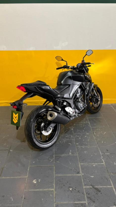 YAMAHA MT-03 300 ABS, Foto 19