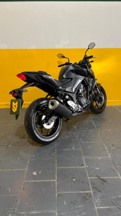 YAMAHA MT-03 300 ABS, Foto 20