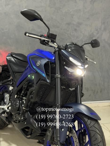 YAMAHA MT-03 300 ABS, Foto 2