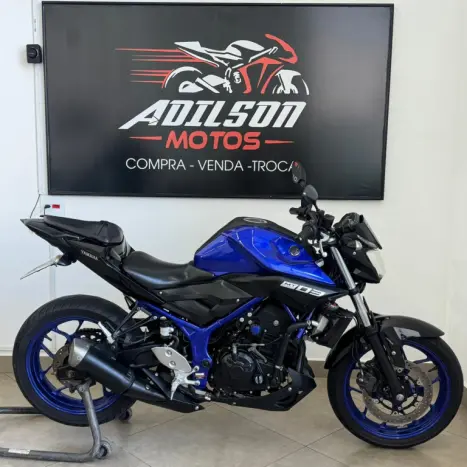 YAMAHA MT-03 300 ABS, Foto 1