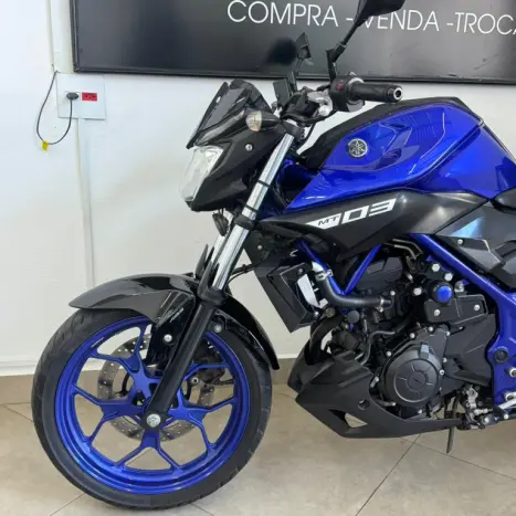 YAMAHA MT-03 300 ABS, Foto 7