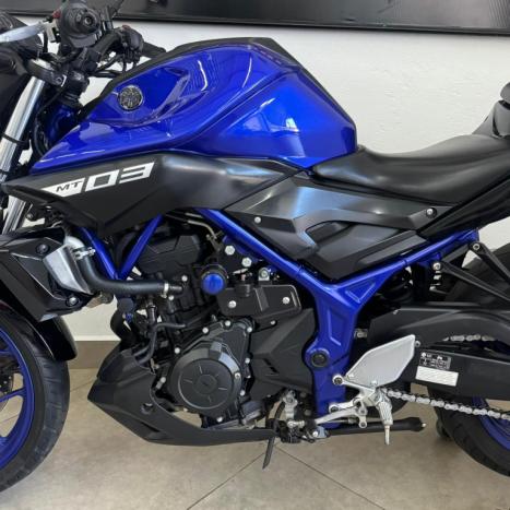 YAMAHA MT-03 300 ABS, Foto 8