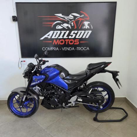 YAMAHA MT-03 300 ABS, Foto 6