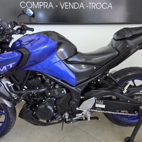YAMAHA MT-03 300 ABS, Foto 8