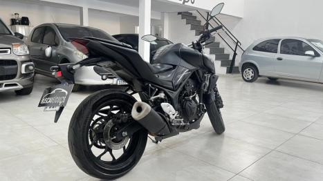 YAMAHA MT-03 300 ABS, Foto 7
