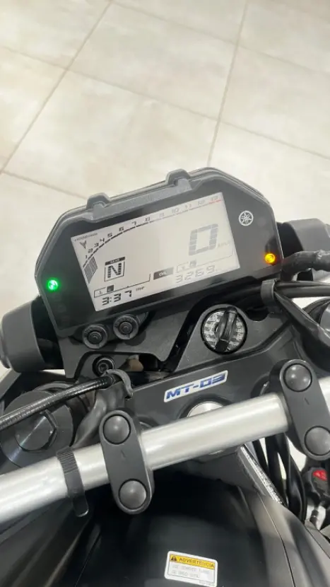YAMAHA MT-03 300 ABS, Foto 10