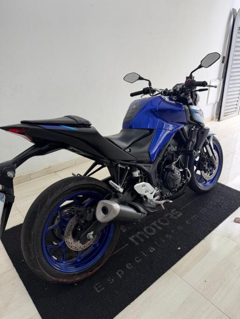 YAMAHA MT-03 300 ABS, Foto 5