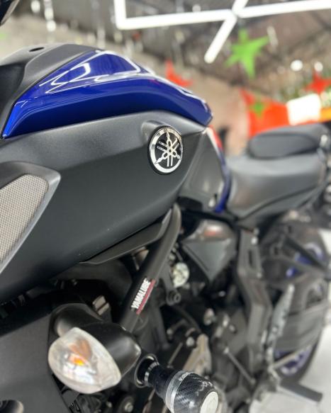 YAMAHA MT-07 700 ABS, Foto 12