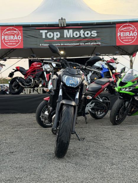 YAMAHA MT-07 700 ABS, Foto 6