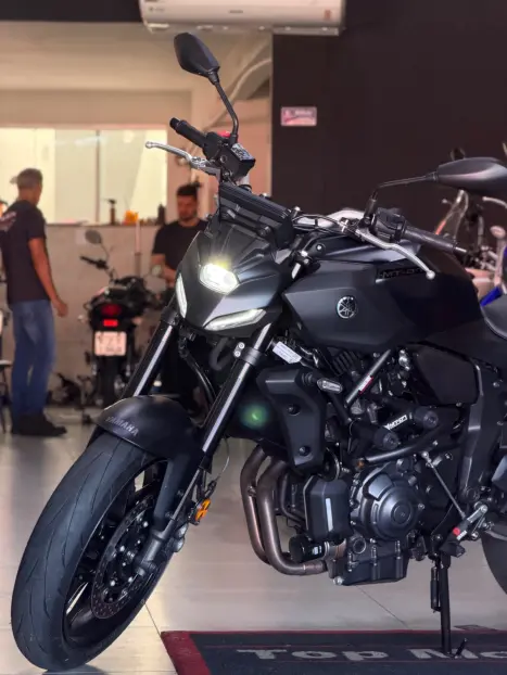 YAMAHA MT-07 700 ABS, Foto 8