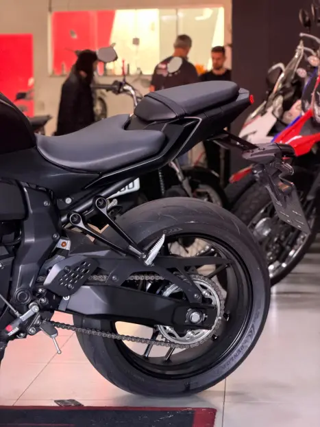 YAMAHA MT-07 700 ABS, Foto 10