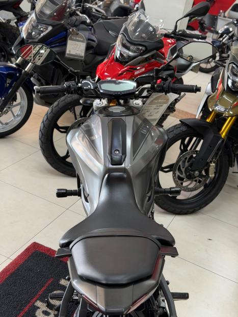 YAMAHA MT-07 700 ABS, Foto 25