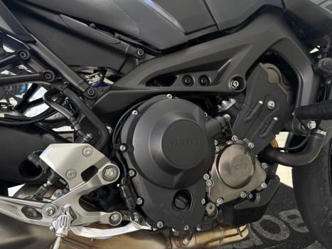 YAMAHA MT-09 850 ABS, Foto 3