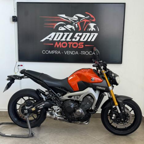 YAMAHA MT-09 850 ABS, Foto 1