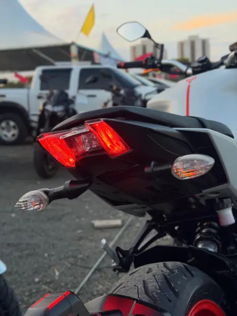 YAMAHA MT-09 850 ABS, Foto 5