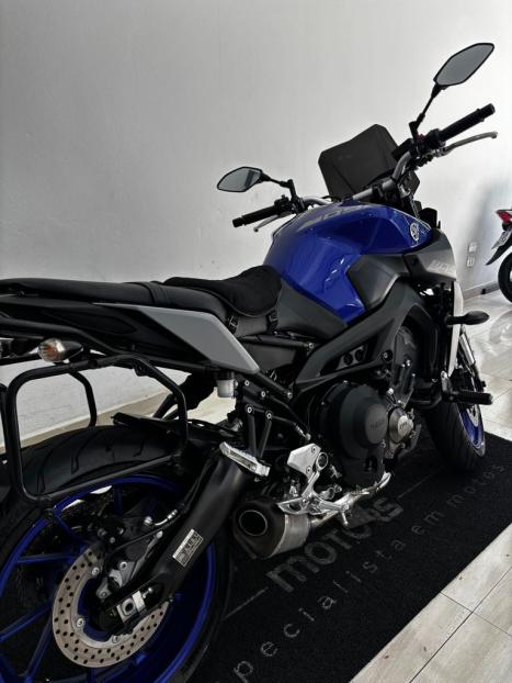 YAMAHA MT-09 Tracer GT 900 , Foto 5