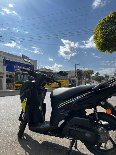 YAMAHA Neo UBS 125 , Foto 4