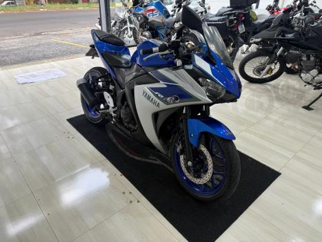 YAMAHA R 320 , Foto 1