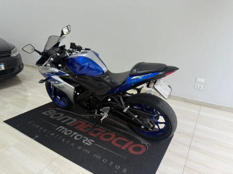 YAMAHA R 320 , Foto 5