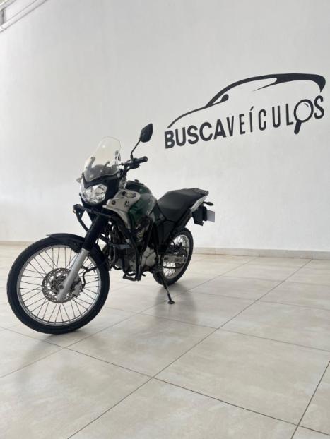 YAMAHA Teneré 250 XTZ, Foto 3