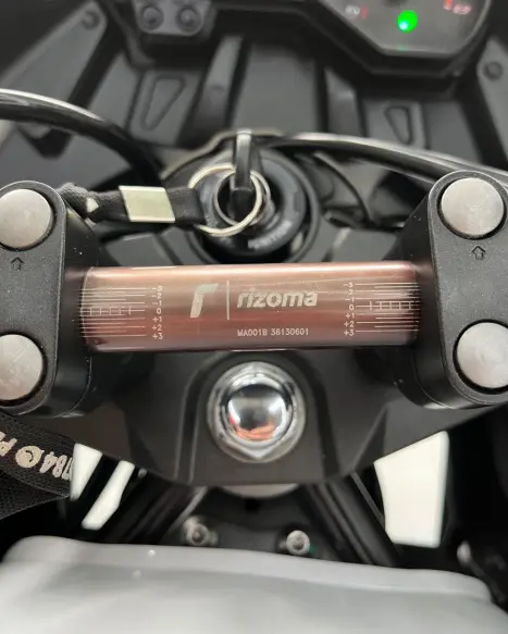 YAMAHA XJ6 600 F, Foto 9