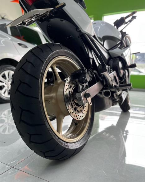 YAMAHA XJ6 600 F, Foto 5