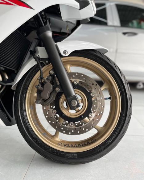 YAMAHA XJ6 600 F, Foto 6