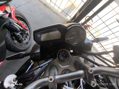 YAMAHA XJ6 600 F, Foto 3
